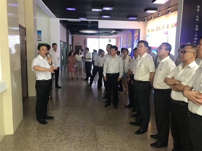白塔區四大班子領導蒞臨遼寧聲谷雙創孵化基地參觀指導